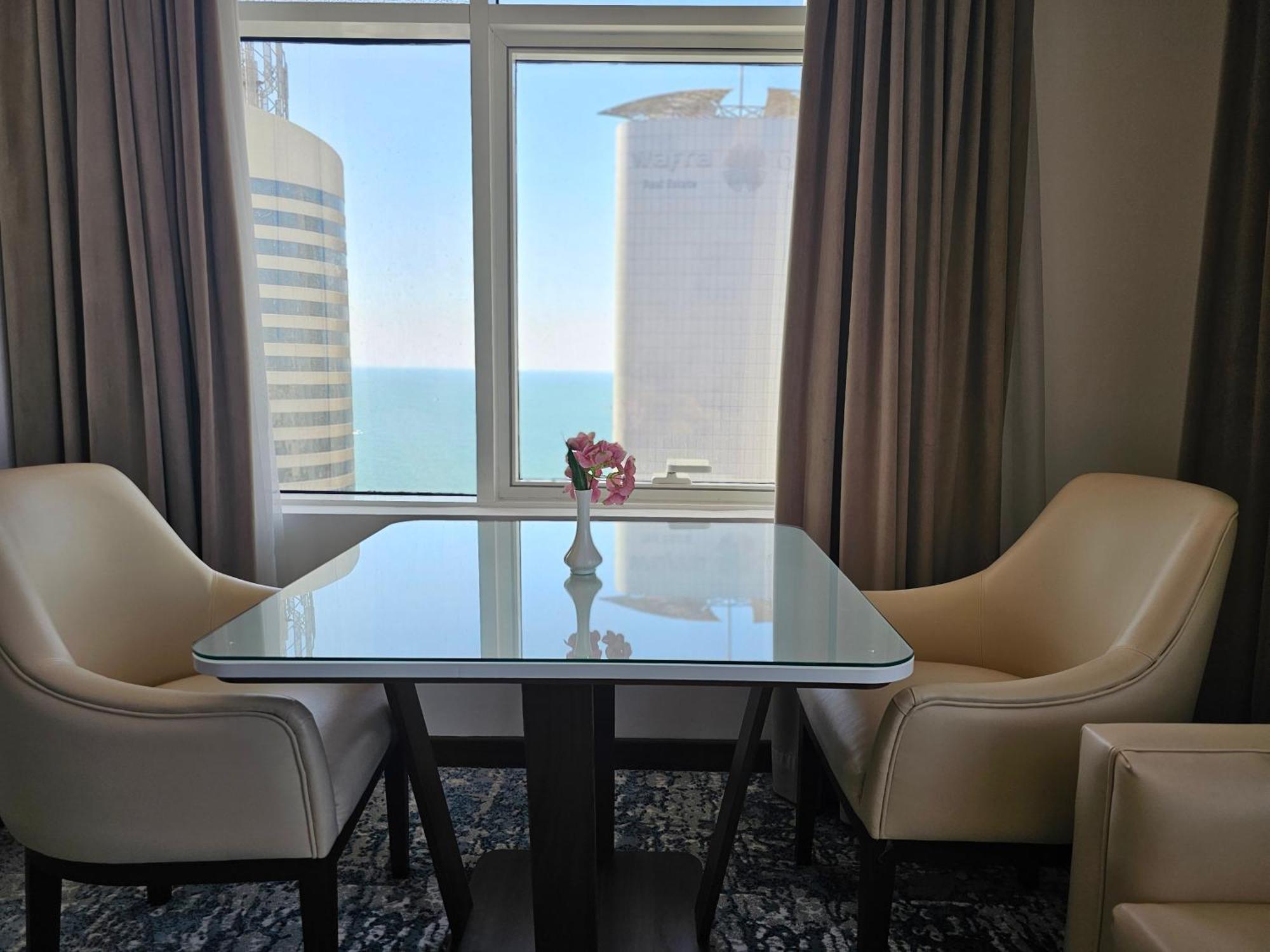 Dolphin Continental Hotel Kuveyt Dış mekan fotoğraf